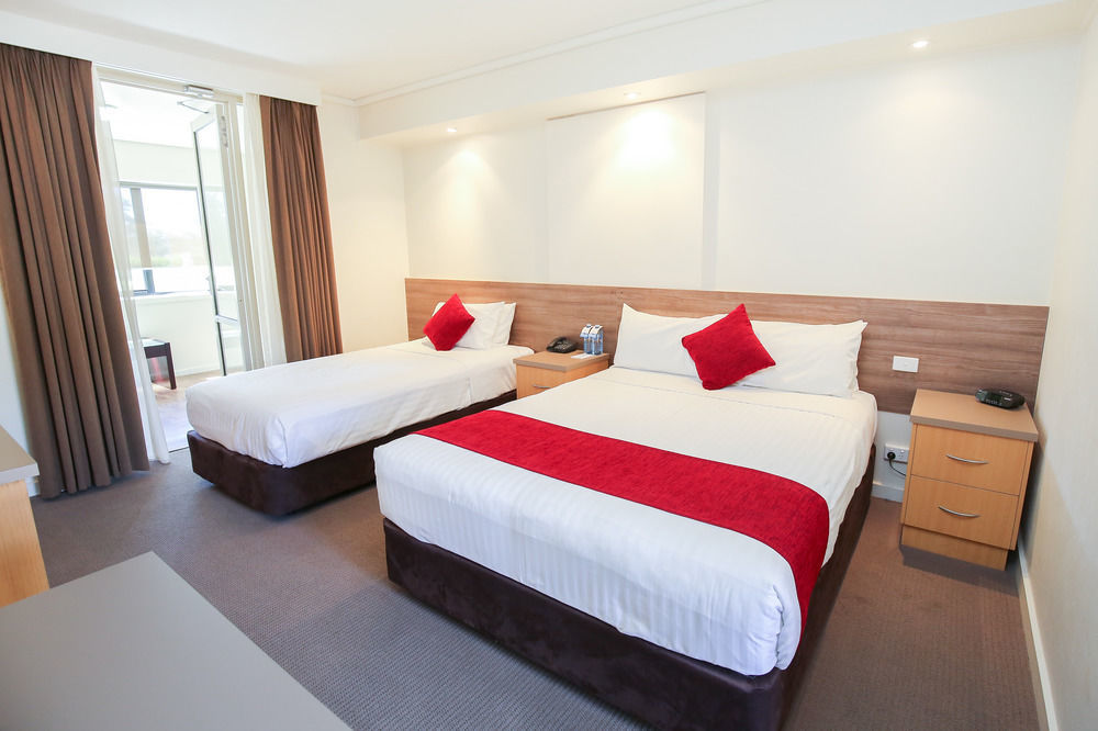 Commodore Mildura Motel Buitenkant foto