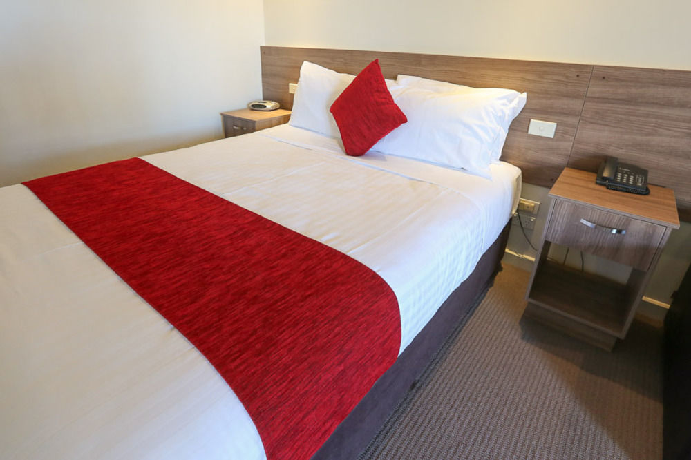 Commodore Mildura Motel Buitenkant foto